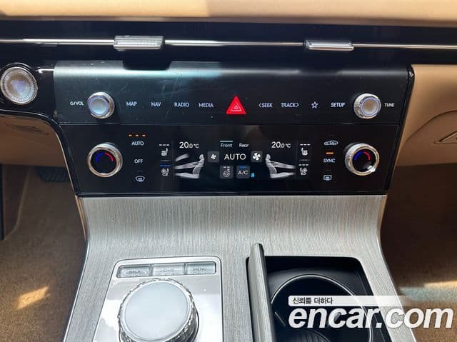 Genesis G80 (RG3) бензин 2.5 турбо AWD, 2026 9