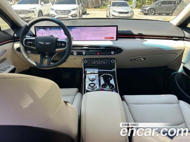 Genesis GV70, 2025 7