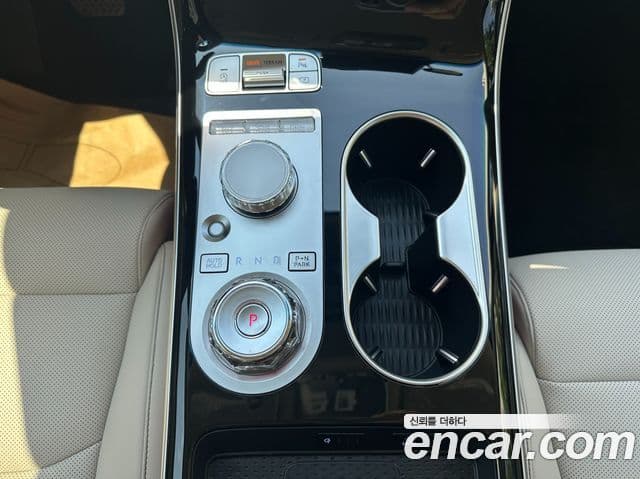 Genesis GV70, 2025 9