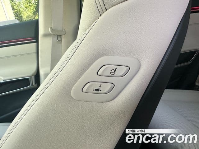 Genesis GV70, 2025 11