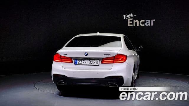 BMW 5시리즈 (G30) 530i xDrive M Sport Plus, 2017 4