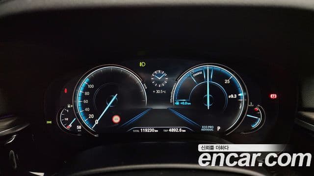 BMW 5시리즈 (G30) 530i xDrive M Sport Plus, 2017 8