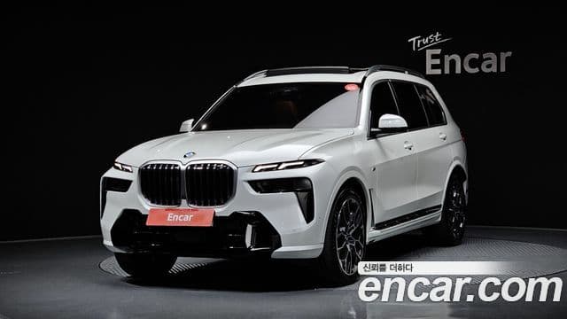 BMW X7 (G07) xDrive 40i M Sport 7인승, 2025 1