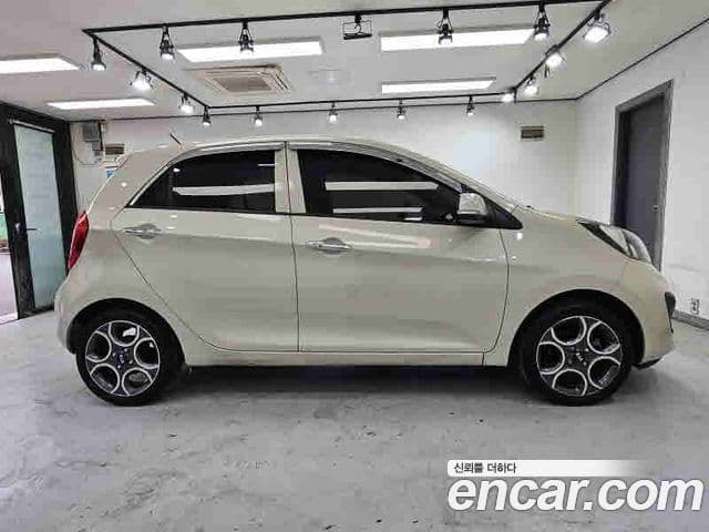 Kia All New Morning Luxury, 2012 4