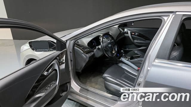 Hyundai Grandeur HG Luxury, 2011 10