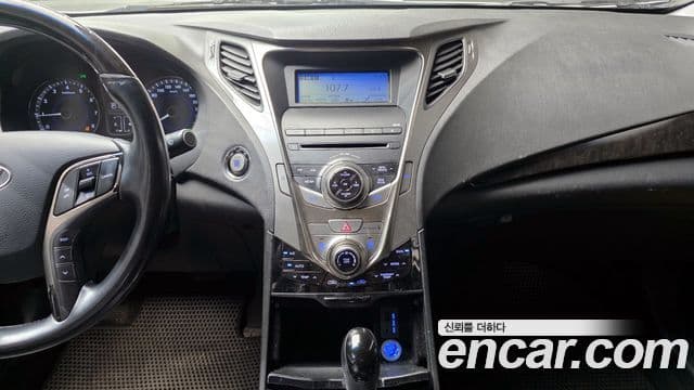 Hyundai Grandeur HG Luxury, 2011 17