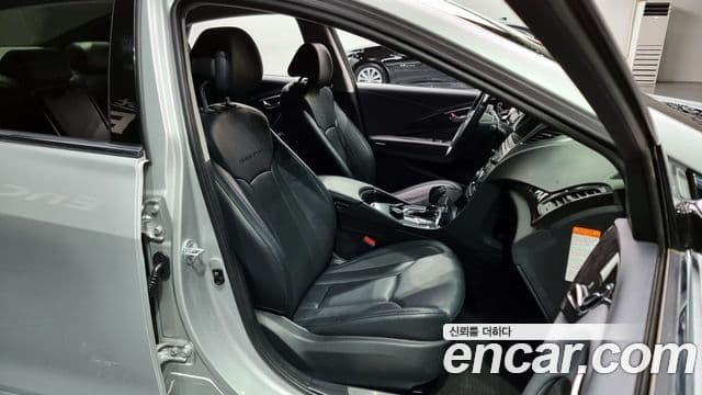 Hyundai Grandeur HG гибрид Premium, 2017 10