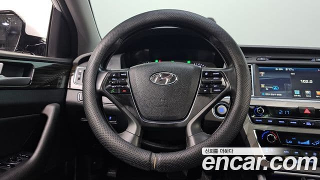 Hyundai LF Sonata 1.7 дизель Smart, 2016 15