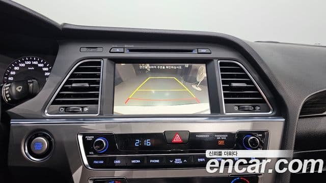 Hyundai LF Sonata 1.7 дизель Smart, 2016 18