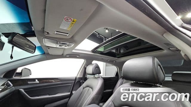 Hyundai LF Sonata 1.7 дизель Smart, 2016 19