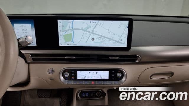 Genesis GV60 Standard AWD, 2022 14