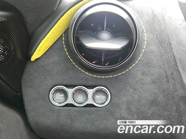 맥라렌 750S 4.0 Spyder, 2024 17