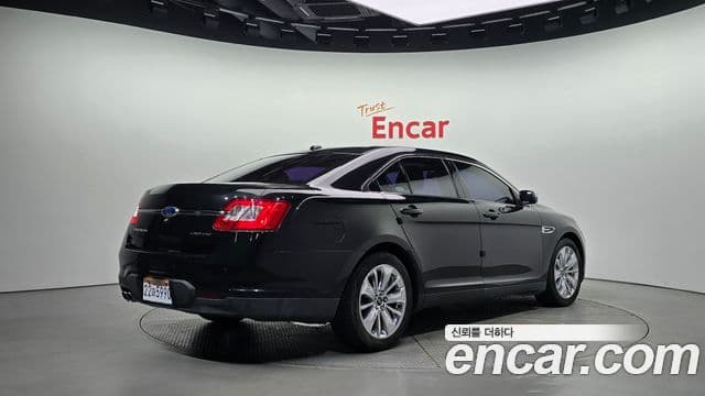 Ford New 토러스 6세대, 2012 2