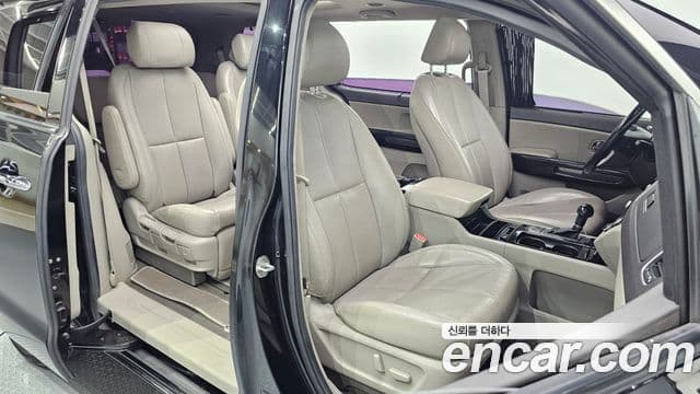 Kia All New Carnival President, 2016 10