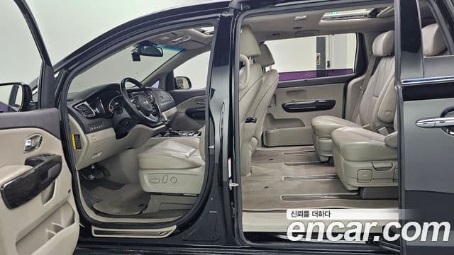 Kia All New Carnival President, 2016 19