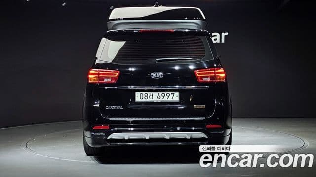 Kia The / новый New Carnival VIP, 2019 4