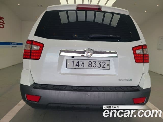 Kia Mohave 4WD KV300, 2014 6
