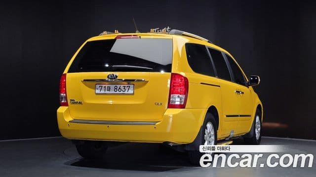 Kia Carnival R люксовая версия, 2013 2