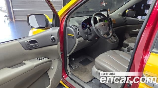 Kia Carnival R люксовая версия, 2013 10