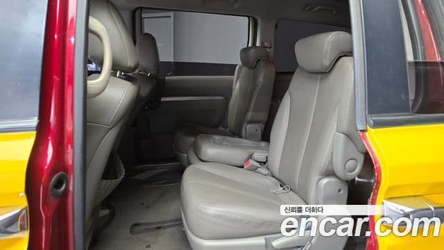 Kia Carnival R люксовая версия, 2013 11