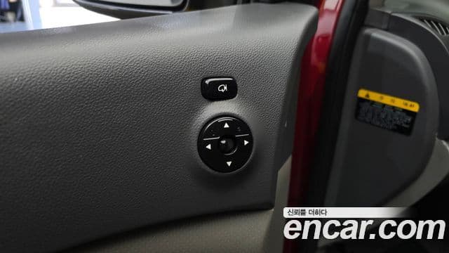 Kia Carnival R люксовая версия, 2013 18