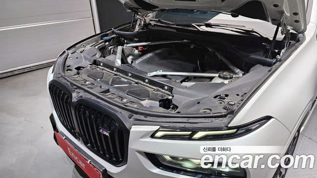 BMW X7 (G07) xDrive 40i M Sport 6인승, 2023 6
