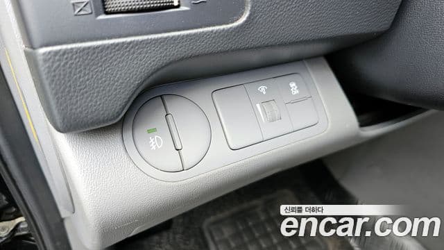 Hyundai Grand Starex Smart, 2016 17