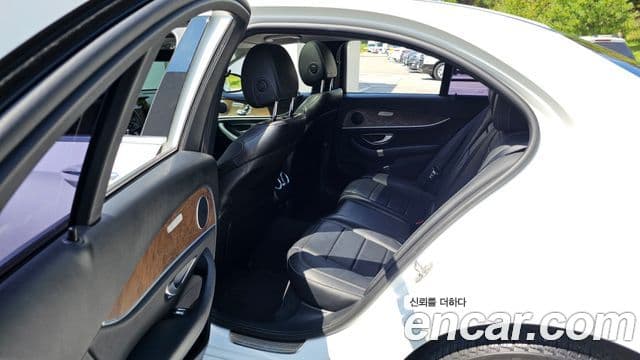 Mercedes-Benz E-класс W213 Exclusive, 2018 11