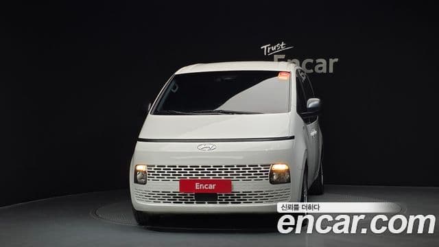 Hyundai Staria Smart, 2022 3