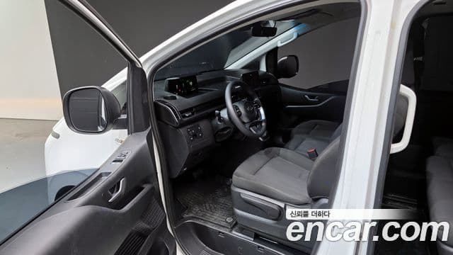 Hyundai Staria Smart, 2022 10