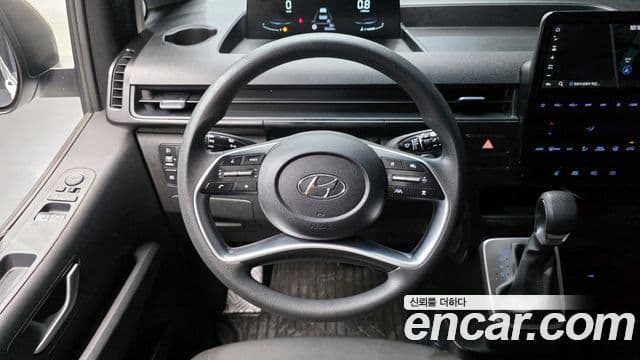 Hyundai Staria Smart, 2022 13
