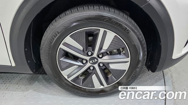 Kia The / новый New Niro Prestige, 2020 все фото