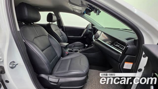 Kia The / новый New Niro Prestige, 2020 10