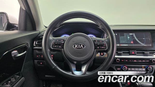 Kia The / новый New Niro Prestige, 2020 14