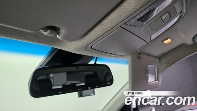 Kia The / новый New Niro Prestige, 2020 15