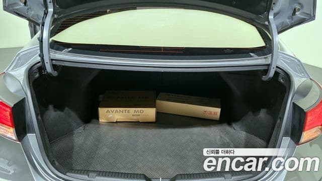 Hyundai Avante MD Luxury, 2011 20