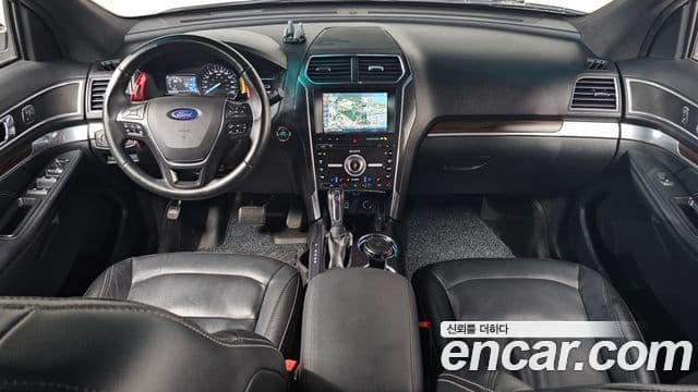 Ford Explorer 5세대, 2017 7