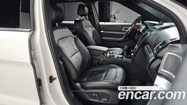 Ford Explorer 5세대, 2017 10