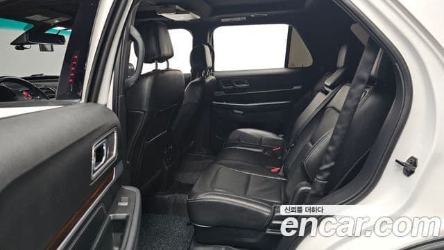 Ford Explorer 5세대, 2017 12