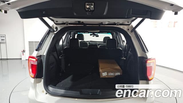 Ford Explorer 5세대, 2017 20