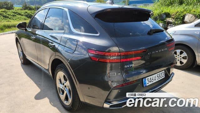 Genesis GV70, 2025 4