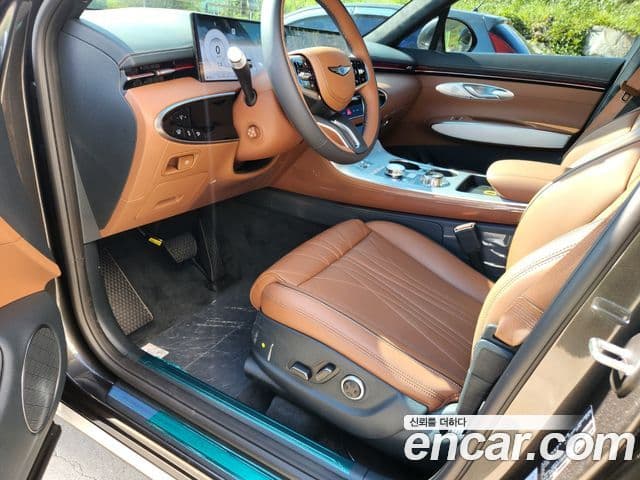 Genesis GV70, 2025 8