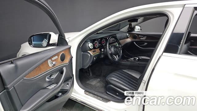 Mercedes-Benz E-класс W213 Exclusive, 2020 10