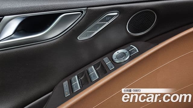 Genesis G80 (RG3) бензин 2.5 турбо 2WD, 2021 12