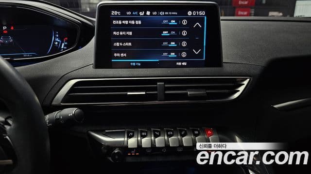 Peugeot 3008 2세대 1.6 BlueHDi Allure, 2018 14