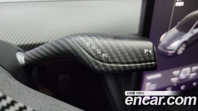 Tesla модель Y Standard Range, 2021 9