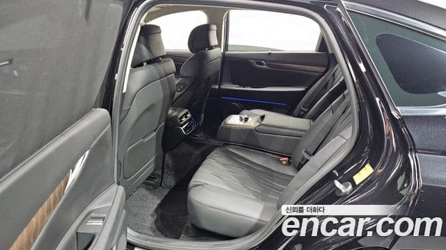 Genesis G80 (RG3) бензин 2.5 турбо AWD, 2025 17