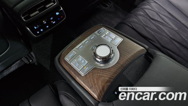 Genesis G80 (RG3) бензин 2.5 турбо AWD, 2025 18