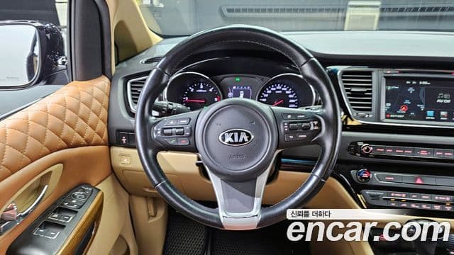 Kia All New Carnival Prestige, 2016 13