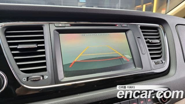 Kia All New Carnival Prestige, 2016 17